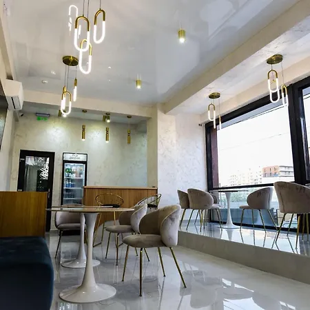Vibe Hotel 4*
